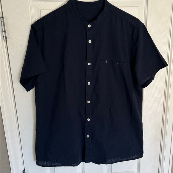 SHEIN Navy Blue Garment 100% cotton men’s lightweight shirt bottoms down - Picture 1 of 6